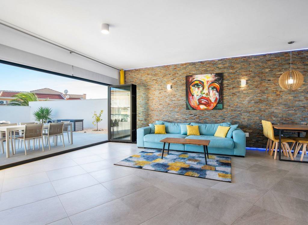 Resale - Villa - Ciudad Quesada