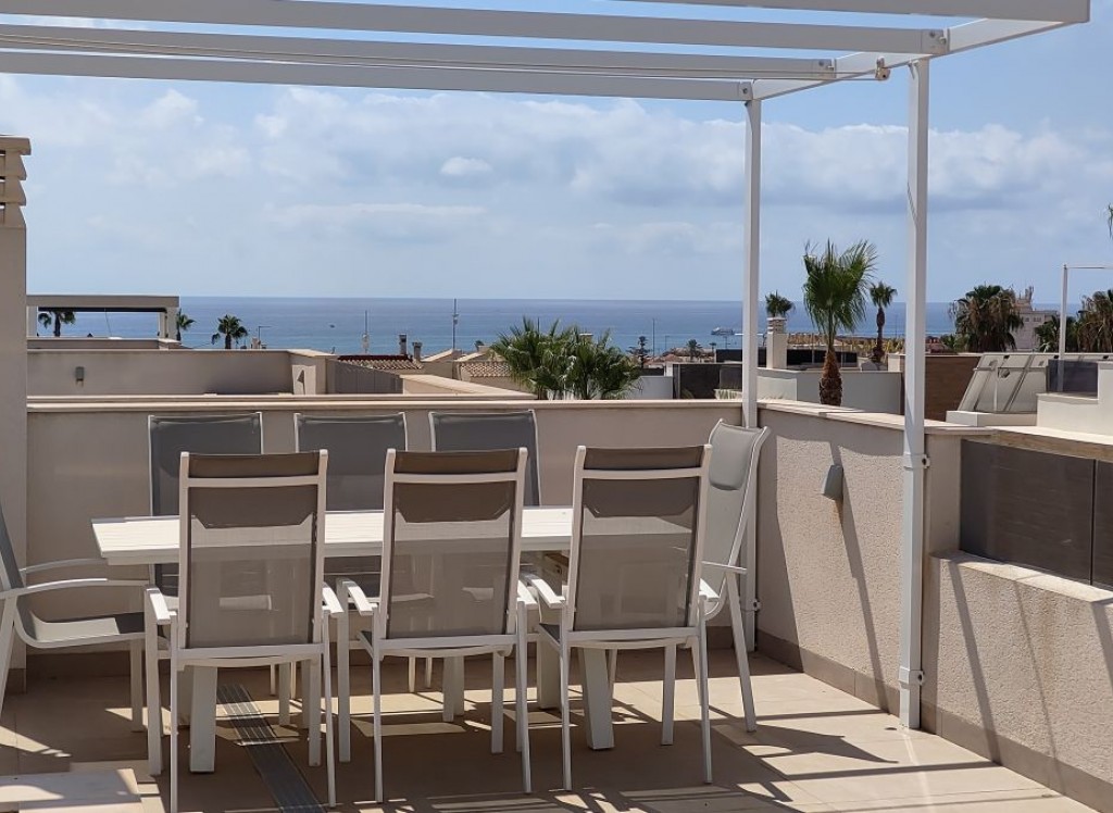 Resale - Villa - La Mata