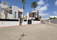 Resale - Villa - La Mata