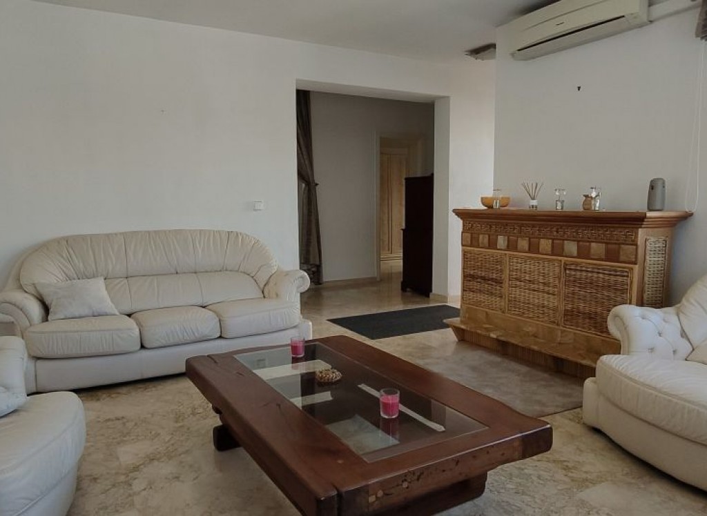 Resale - Villa - Las Ramblas Golf