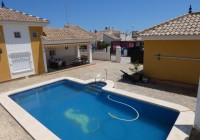 Resale - Villa - Los Montesinos