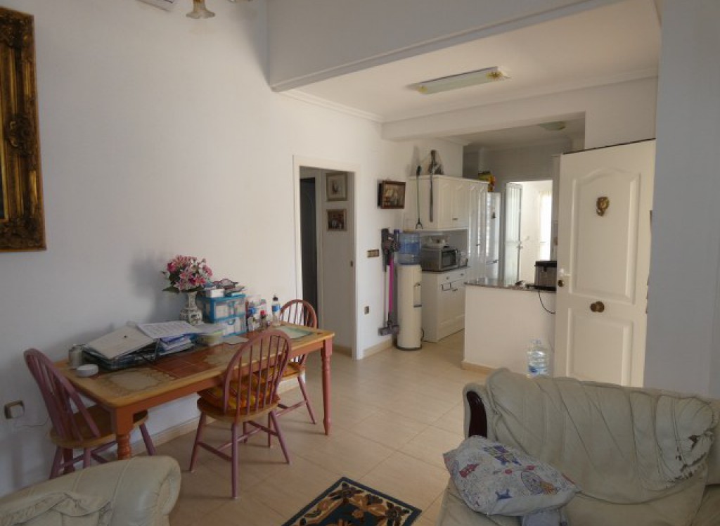 Resale - Villa - Los Montesinos