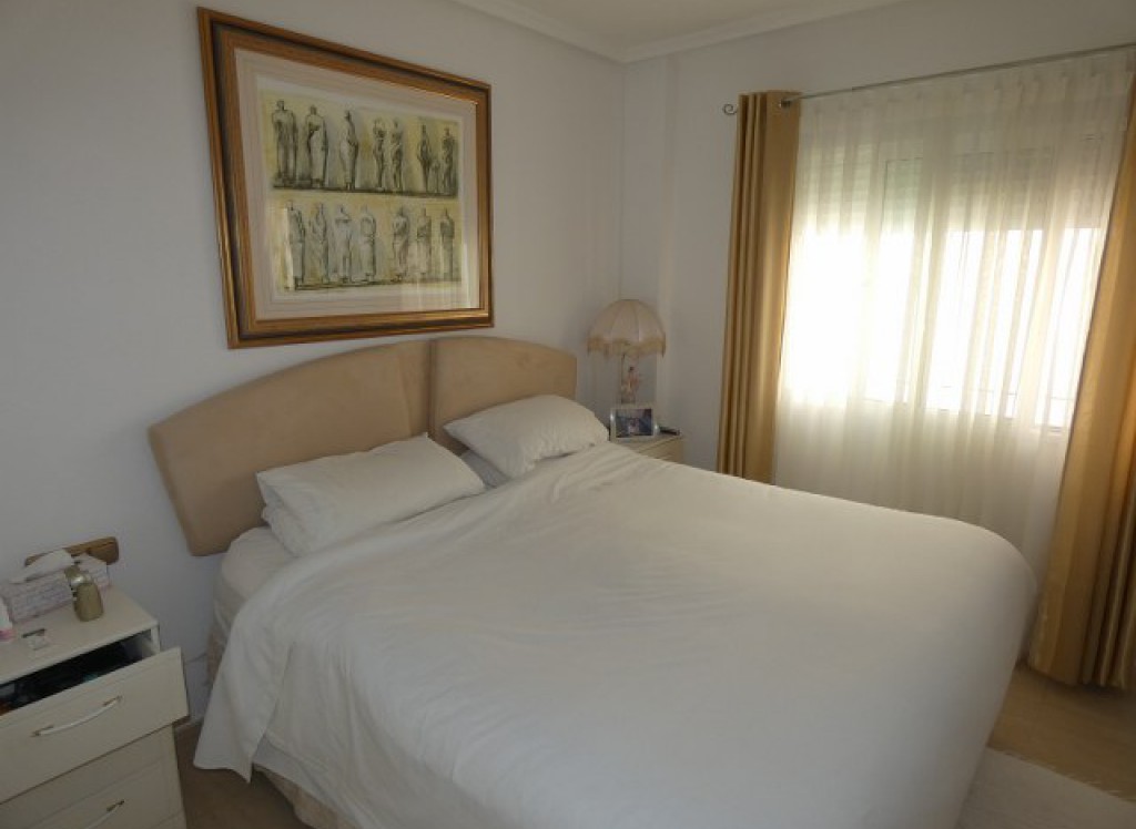 Resale - Villa - Los Montesinos