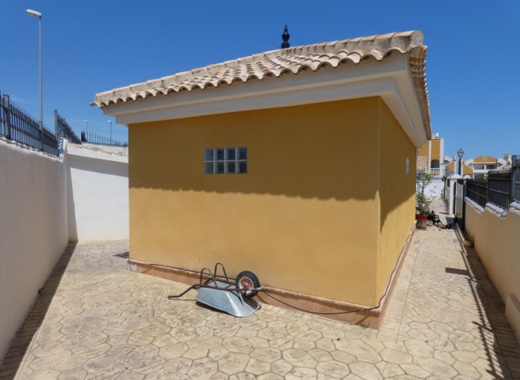 Resale - Villa - Los Montesinos