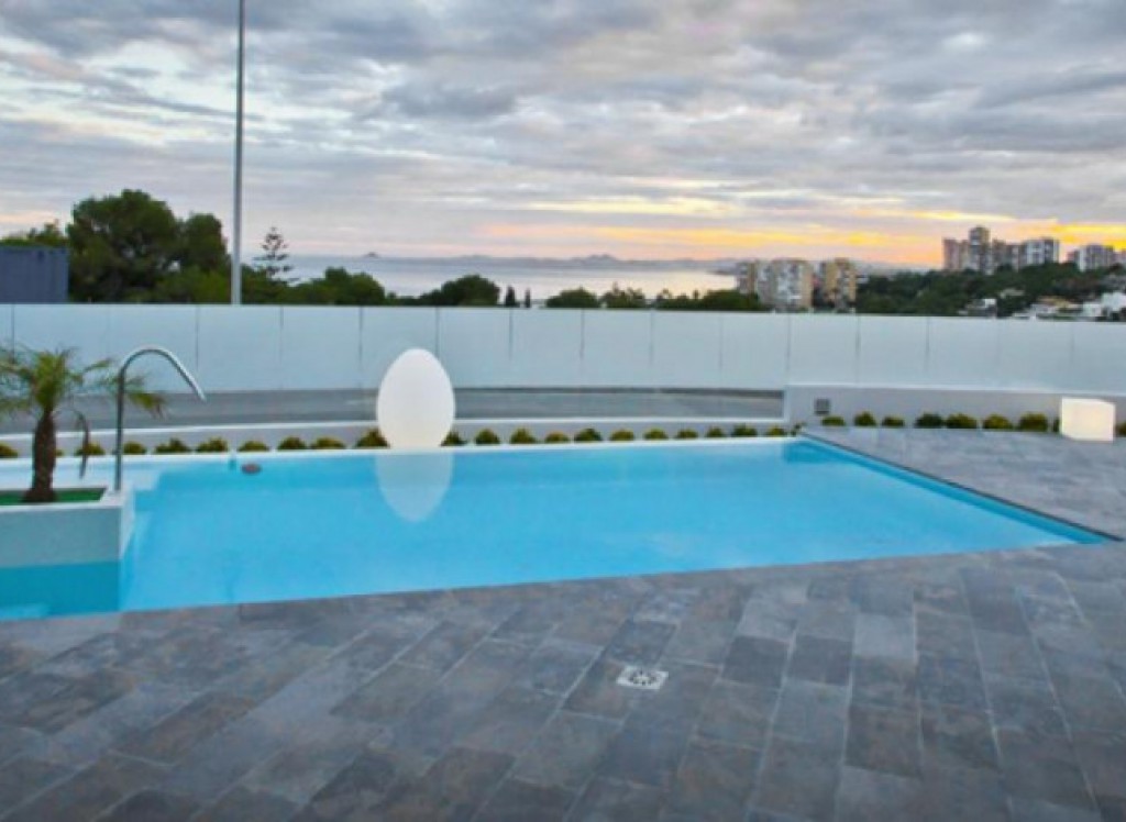 Resale - Villa - Orihuela Costa - Campoamor