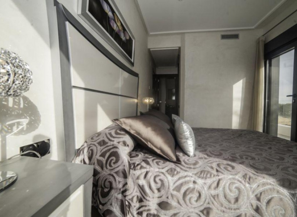 Resale - Villa - Orihuela Costa - Campoamor