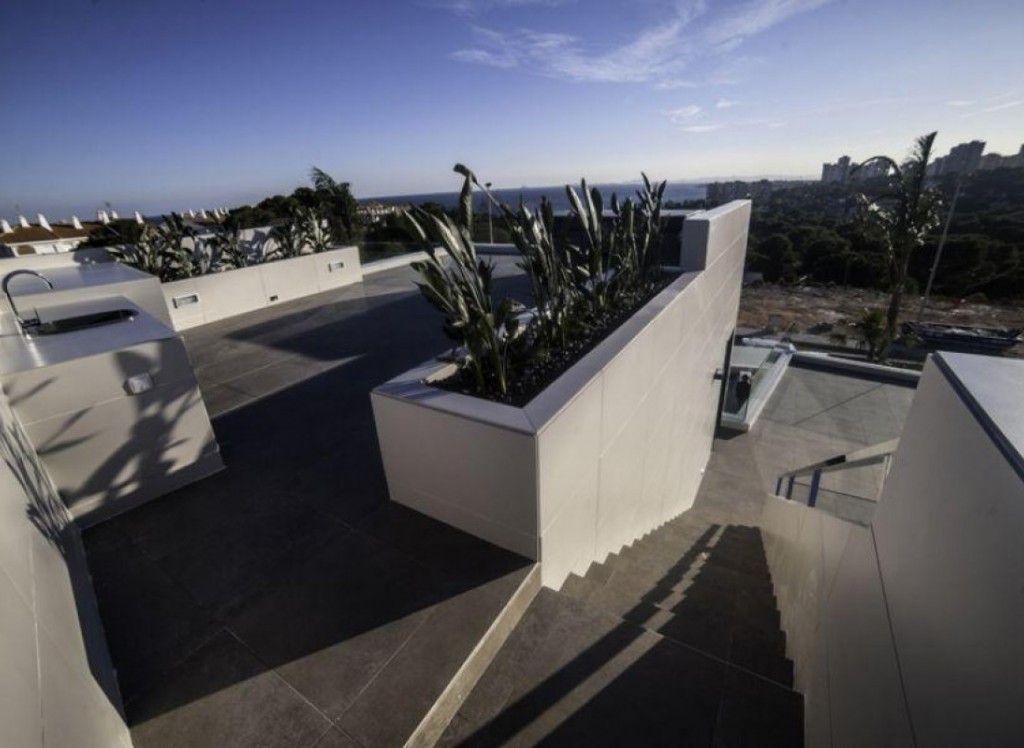 Resale - Villa - Orihuela Costa - Campoamor