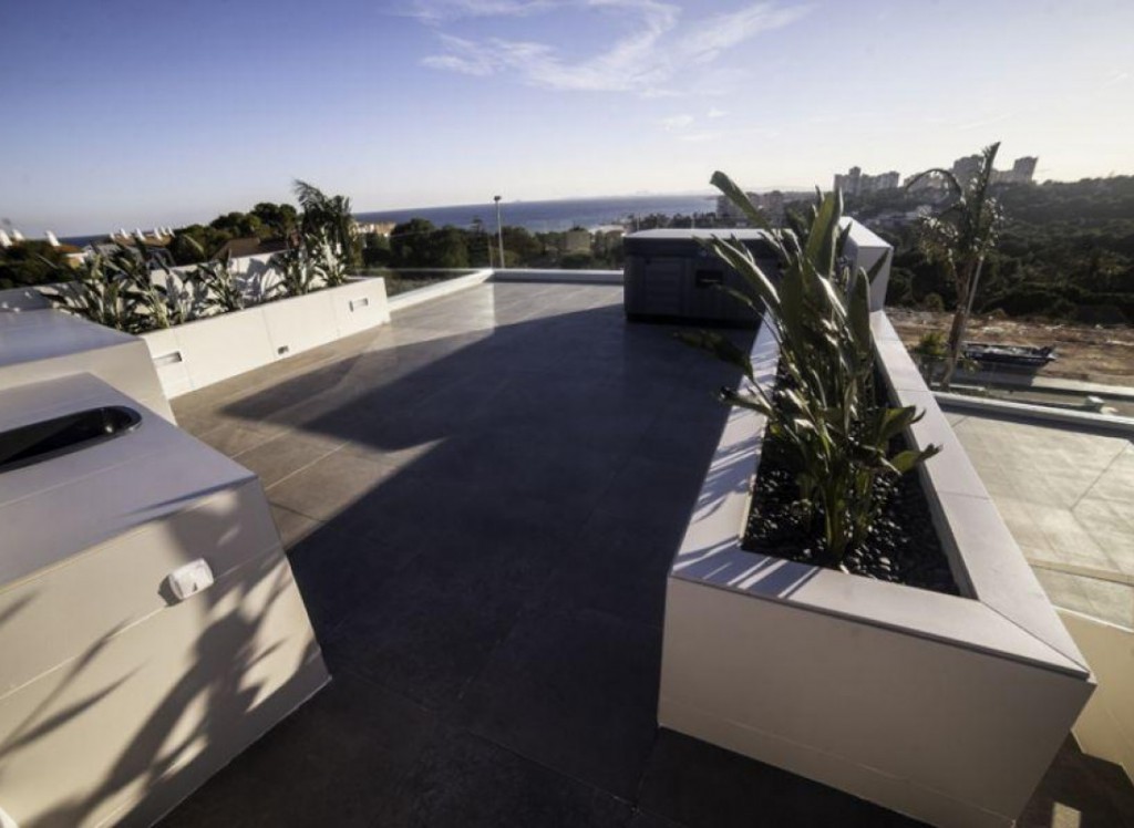 Resale - Villa - Orihuela Costa - Campoamor