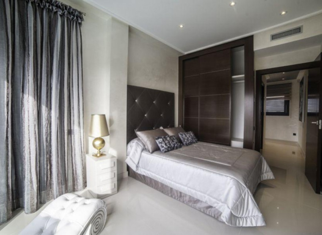 Resale - Villa - Orihuela Costa - Campoamor