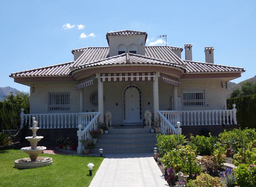 Resale - Villa - Orihuela