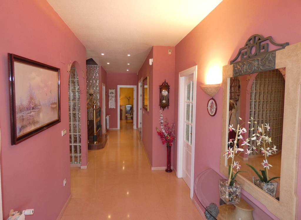 Resale - Villa - Orihuela