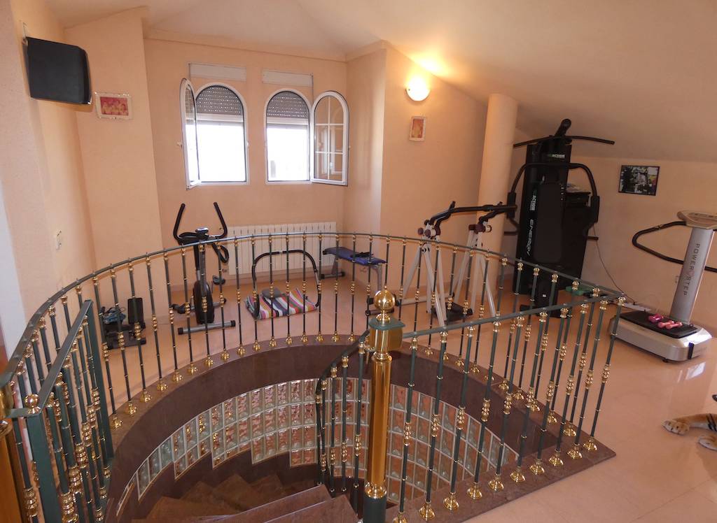 Resale - Villa - Orihuela