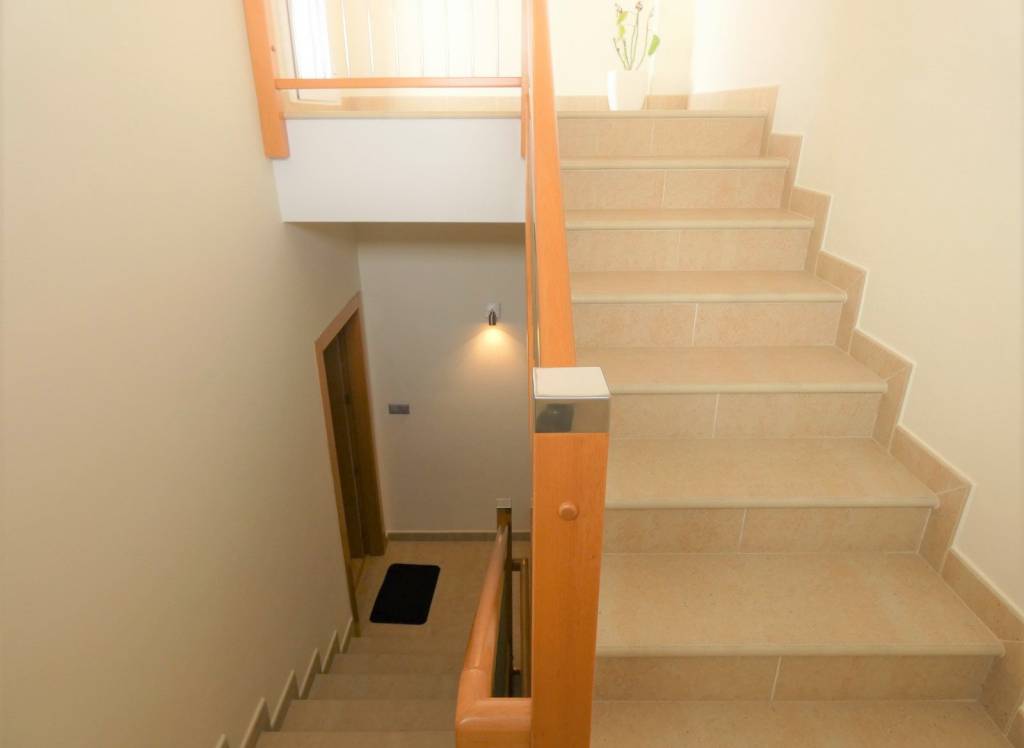 Venta - Casa adosada - Los Montesinos