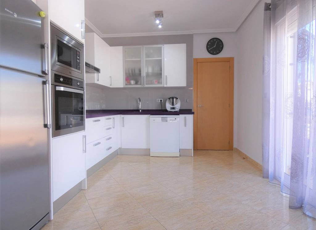 Venta - Casa adosada - Los Montesinos