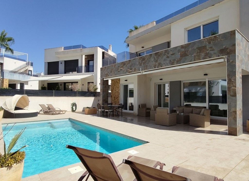 Venta - Villa - La Mata