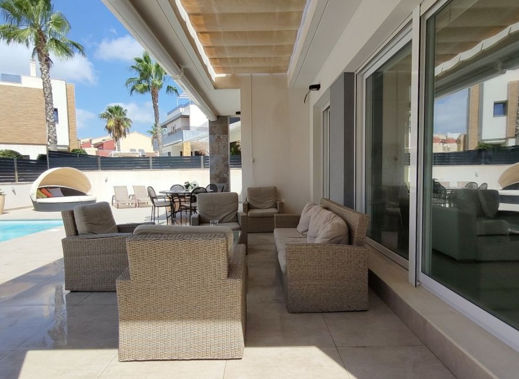 Venta - Villa - La Mata