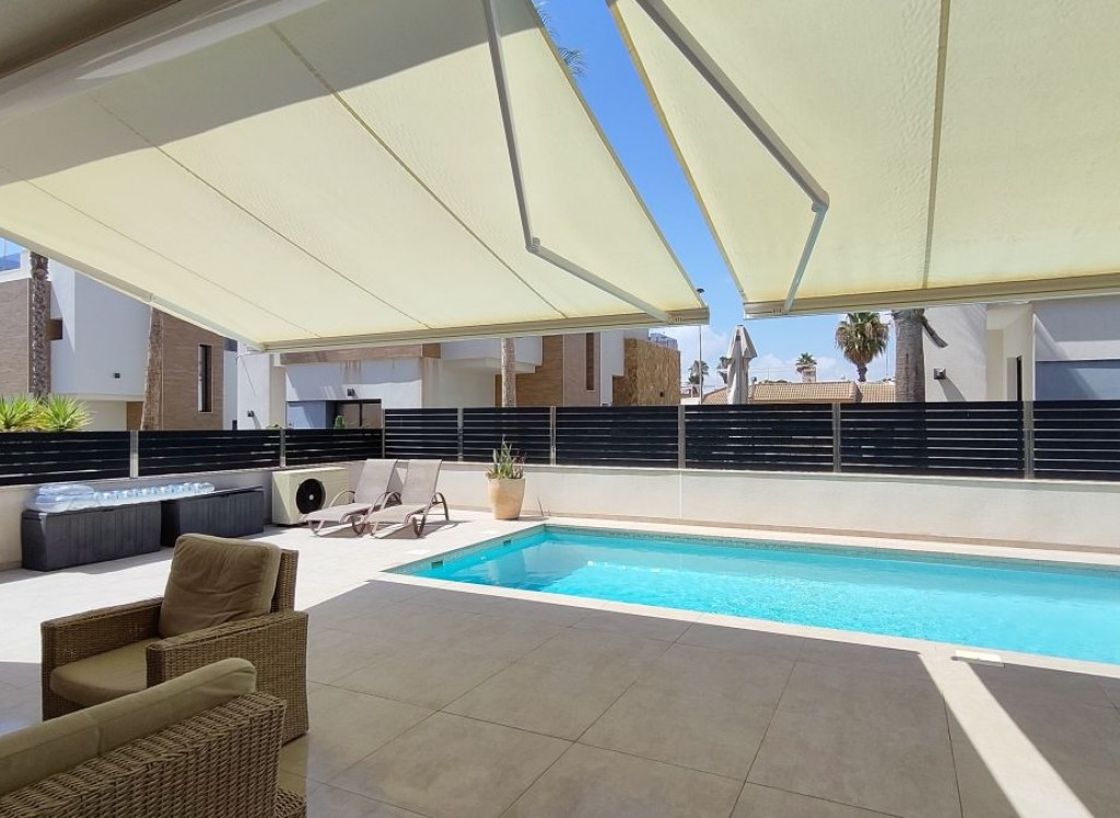 Venta - Villa - La Mata